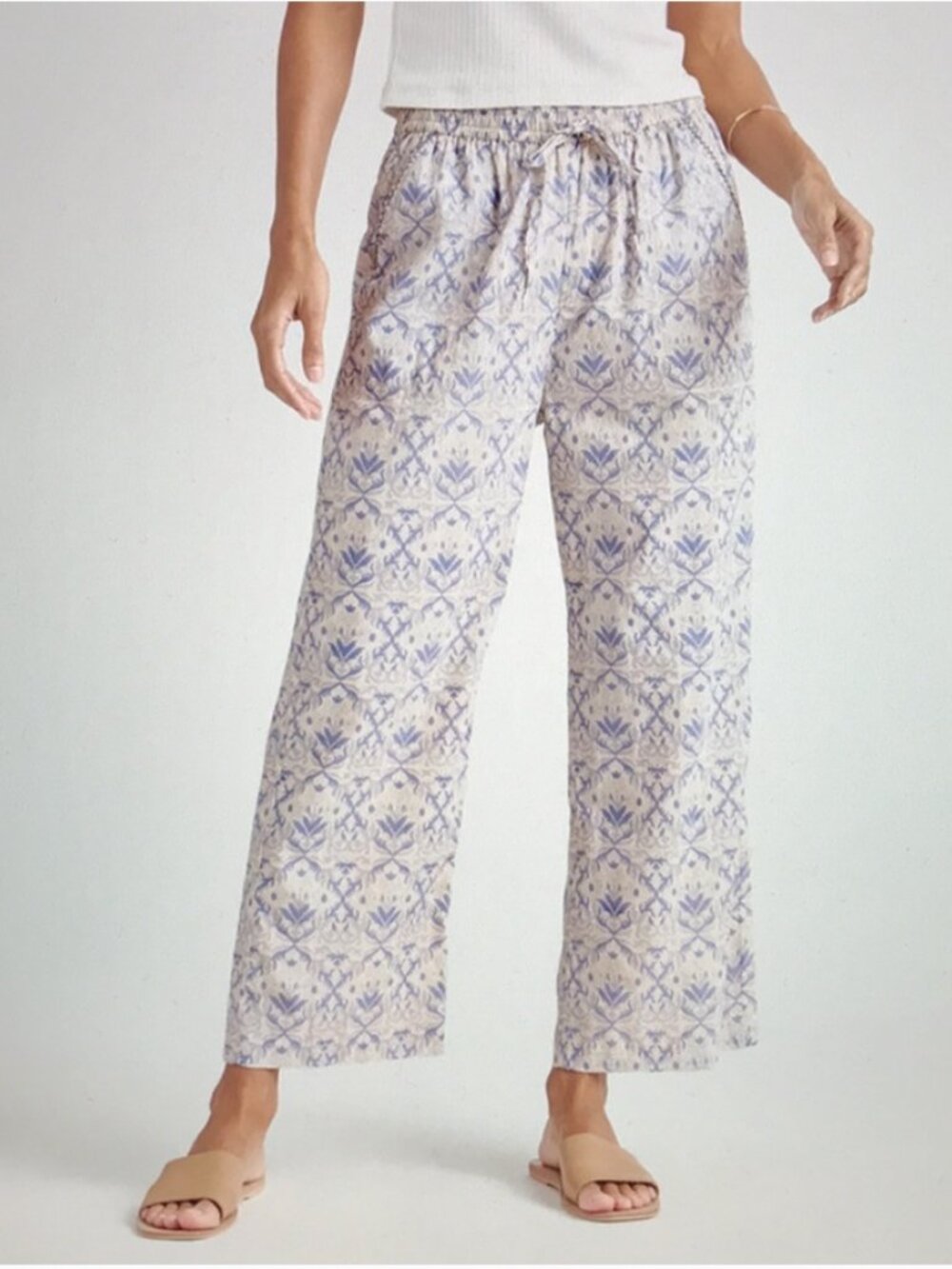 SPLENDID Lorraine Capri Pants in Patina Garden Sz M and XL - NWT!